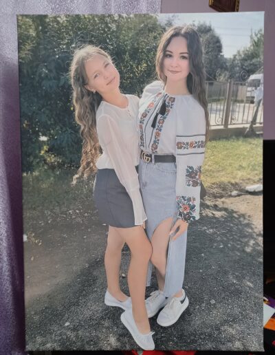 Друк на холсті подружки